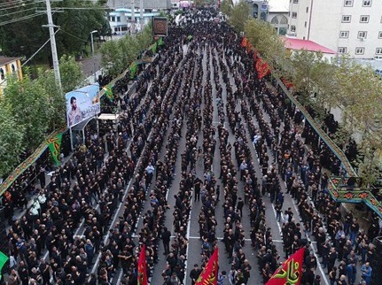 اجتماع بزرگ عزاداران حسینی قائم‎شهر در روز تاسوعای حسینی
